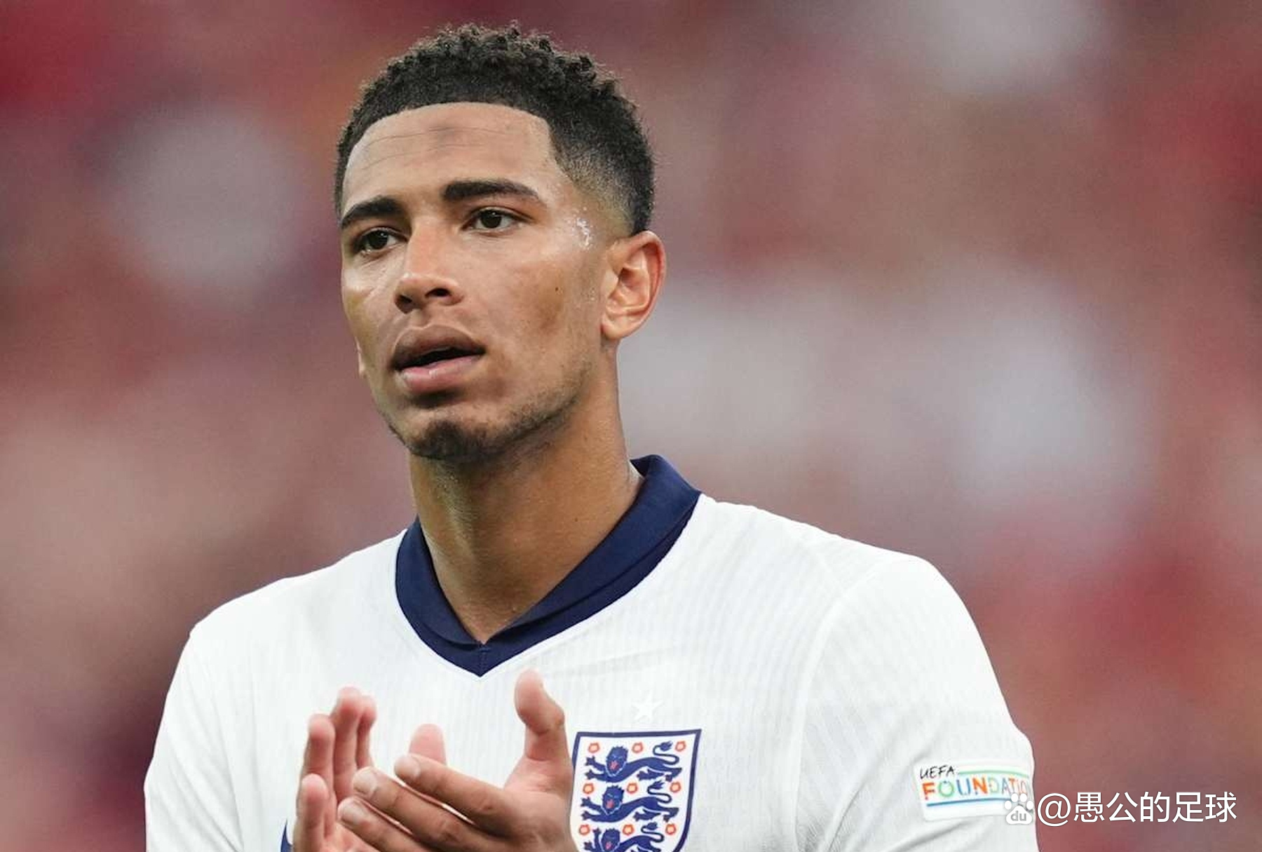 足球中超多名老将宣布退役，时代落幕