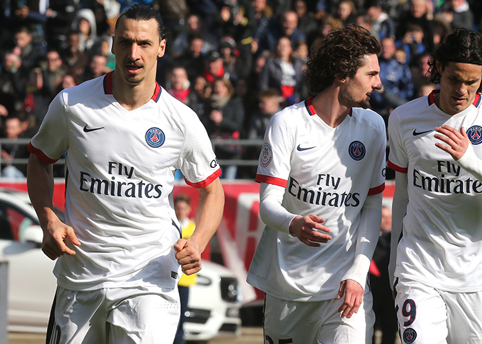 传奇怒喷萨拉赫：耻辱！1年2次开炮，难比梅罗+是利物浦成就了他