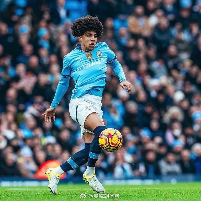 拜仁欲出售门将努贝尔，英超或成唯一出路