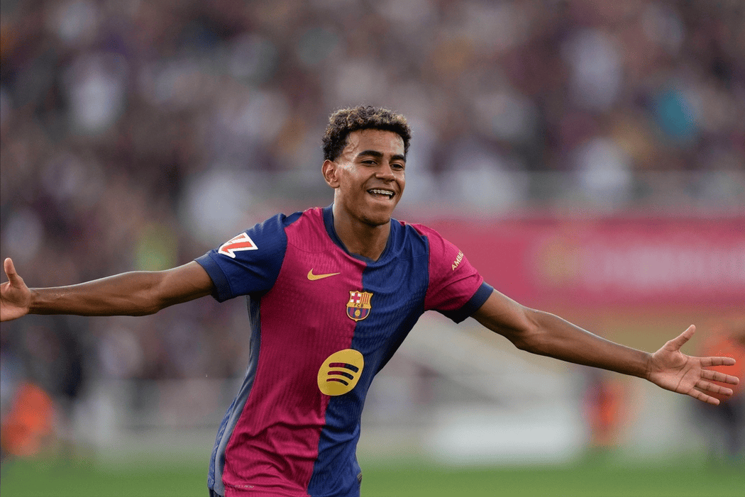 F1阿布扎比终极对决前瞻：诺里斯杆位稍占优，维斯塔潘正赛握主动